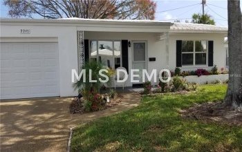 9945 MAINLANDS BOULEVARD N, PINELLAS PARK, Florida 33782, 2 Bedrooms Bedrooms, 3 Rooms Rooms,2 BathroomsBathrooms,Residential,For sale,MAINLANDS,O5557075