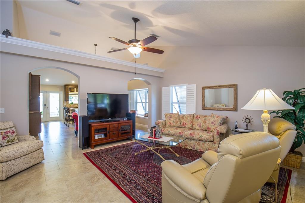 6200 2ND AVENUE N, ST PETERSBURG, Florida 33710, 3 Bedrooms Bedrooms, 5 Rooms Rooms,2 BathroomsBathrooms,Residential,For sale,2ND,U7845170