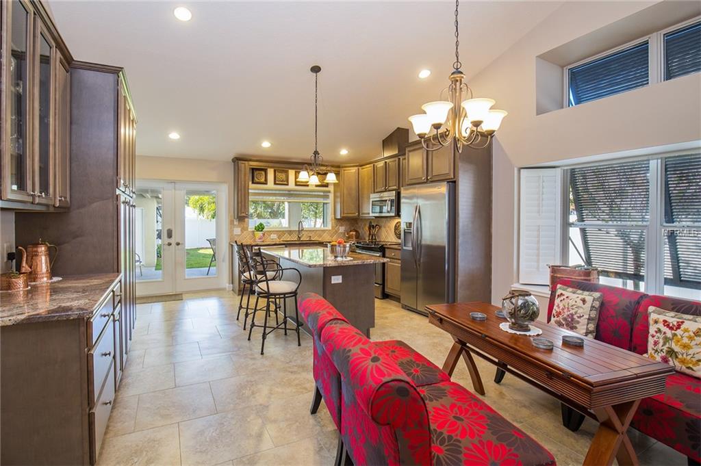 6200 2ND AVENUE N, ST PETERSBURG, Florida 33710, 3 Bedrooms Bedrooms, 5 Rooms Rooms,2 BathroomsBathrooms,Residential,For sale,2ND,U7845170