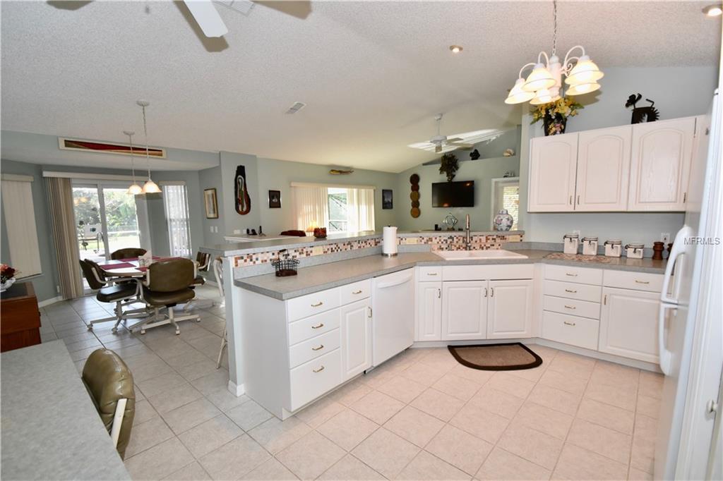 1450 FORT SMITH BOULEVARD, DELTONA, Florida 32725, 4 Bedrooms Bedrooms, 8 Rooms Rooms,2 BathroomsBathrooms,Residential,For sale,FORT SMITH,O5559464