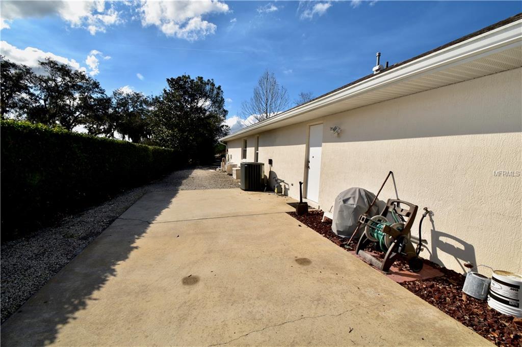 1450 FORT SMITH BOULEVARD, DELTONA, Florida 32725, 4 Bedrooms Bedrooms, 8 Rooms Rooms,2 BathroomsBathrooms,Residential,For sale,FORT SMITH,O5559464