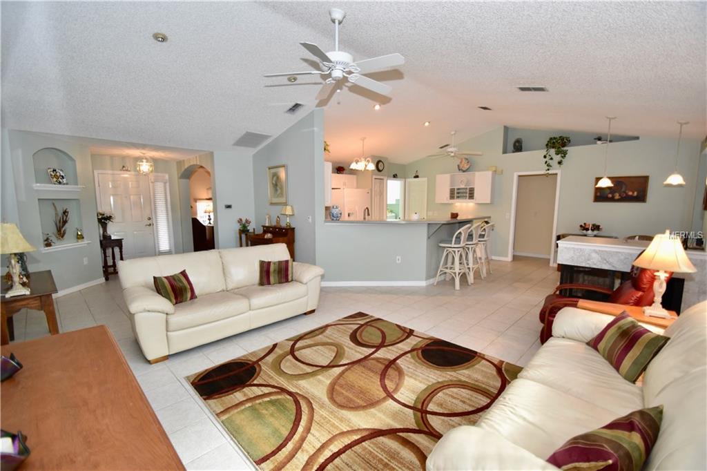 1450 FORT SMITH BOULEVARD, DELTONA, Florida 32725, 4 Bedrooms Bedrooms, 8 Rooms Rooms,2 BathroomsBathrooms,Residential,For sale,FORT SMITH,O5559464