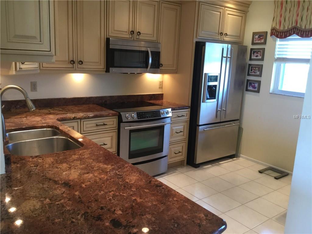 3680 IRONWOOD CIRCLE, BRADENTON, Florida 34209, 2 Bedrooms Bedrooms, 4 Rooms Rooms,2 BathroomsBathrooms,Residential,For sale,IRONWOOD,A4208891
