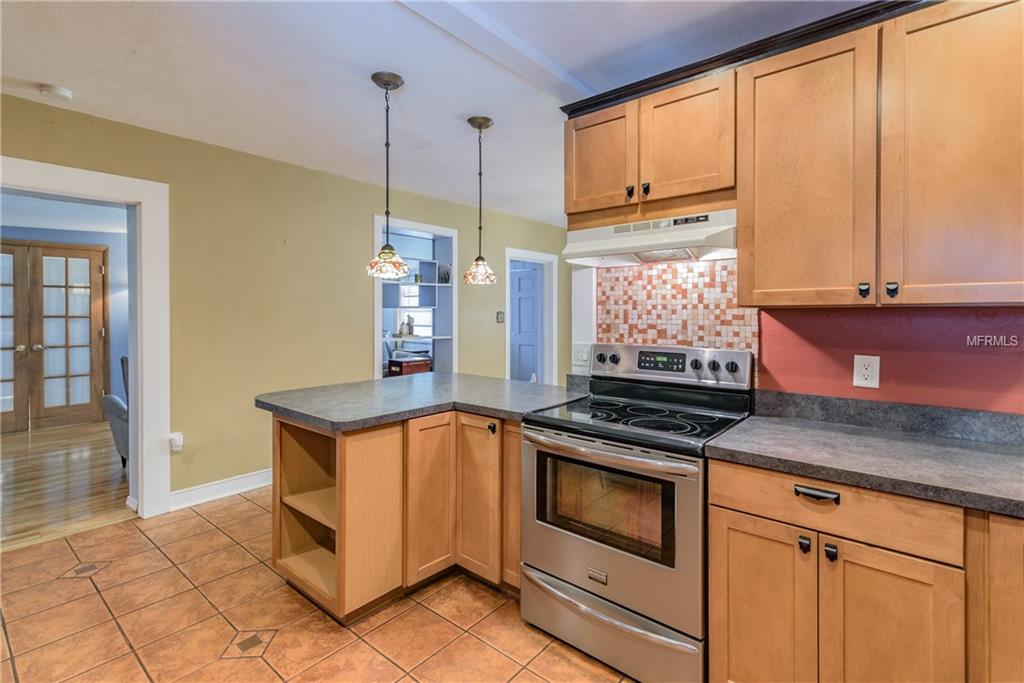 4003 W KENSINGTON AVENUE, TAMPA, Florida 33629, 3 Bedrooms Bedrooms, 6 Rooms Rooms,2 BathroomsBathrooms,Residential,For sale,KENSINGTON,T2898214