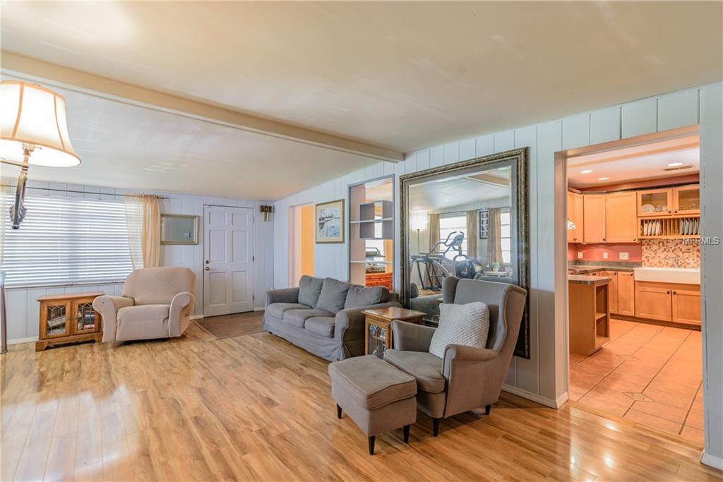 4003 W KENSINGTON AVENUE, TAMPA, Florida 33629, 3 Bedrooms Bedrooms, 6 Rooms Rooms,2 BathroomsBathrooms,Residential,For sale,KENSINGTON,T2898214