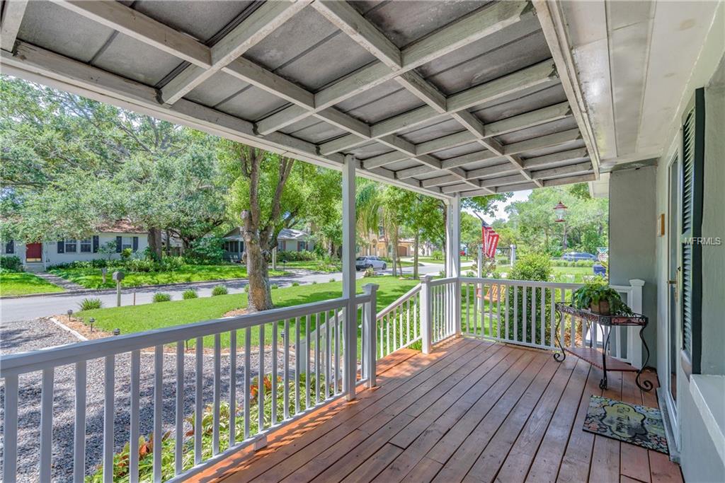 4003 W KENSINGTON AVENUE, TAMPA, Florida 33629, 3 Bedrooms Bedrooms, 6 Rooms Rooms,2 BathroomsBathrooms,Residential,For sale,KENSINGTON,T2898214