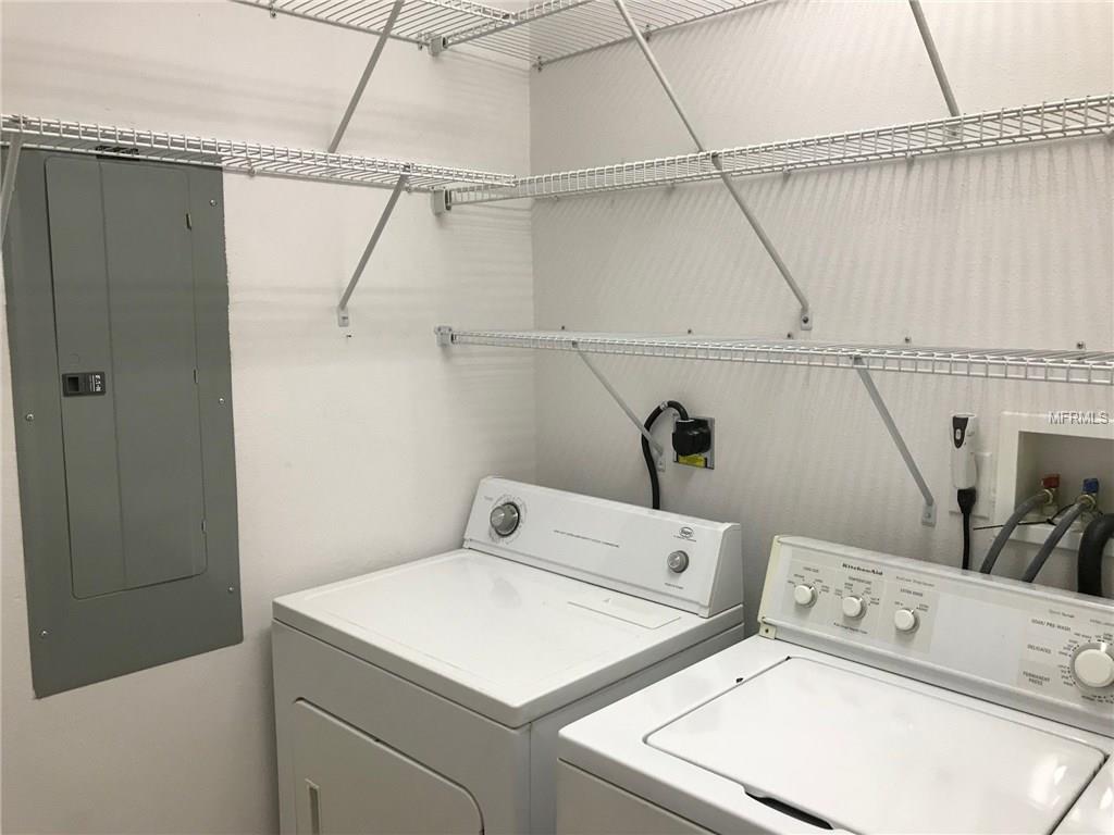 606 WELLS COURT, CLEARWATER, Florida 33756, 2 Bedrooms Bedrooms, 5 Rooms Rooms,2 BathroomsBathrooms,Residential,For sale,WELLS,U7835176