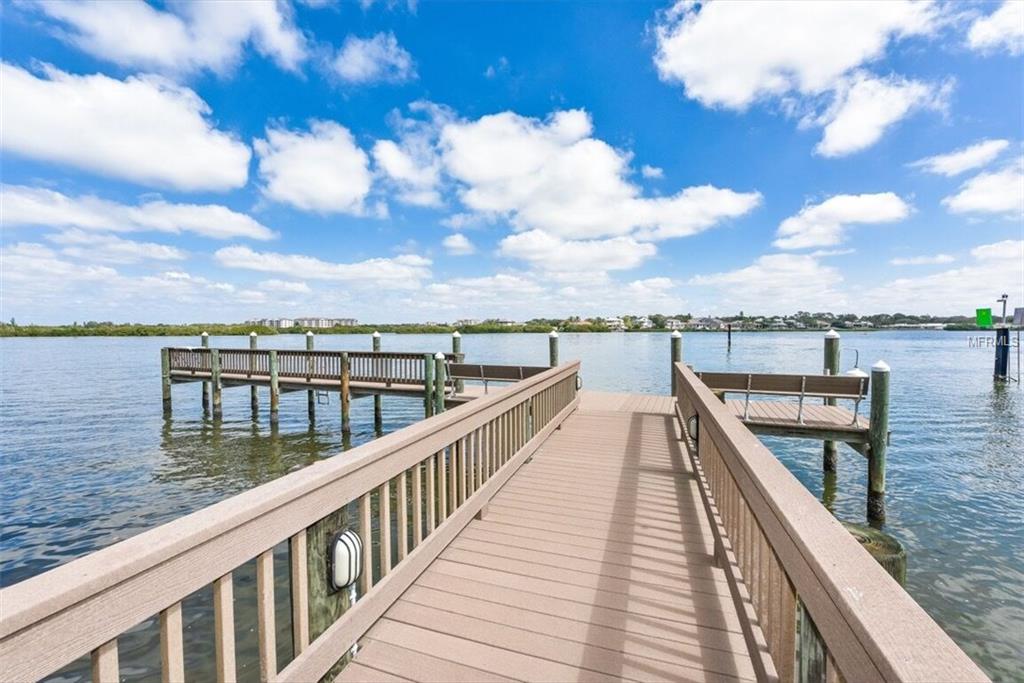 1260 DOLPHIN BAY WAY, SARASOTA, Florida 34242, 2 Bedrooms Bedrooms, 8 Rooms Rooms,2 BathroomsBathrooms,Residential,For sale,DOLPHIN BAY WAY,A4207220