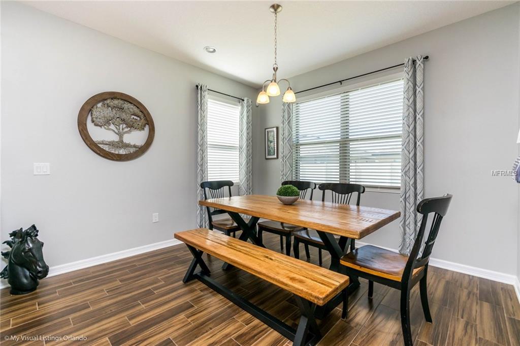 627 STONE OAK DRIVE, SANFORD, Florida 32771, 4 Bedrooms Bedrooms, 8 Rooms Rooms,4 BathroomsBathrooms,Residential,For sale,STONE OAK,O5561157