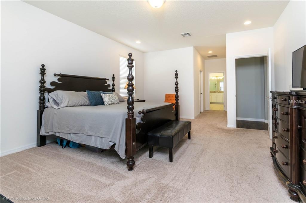 627 STONE OAK DRIVE, SANFORD, Florida 32771, 4 Bedrooms Bedrooms, 8 Rooms Rooms,4 BathroomsBathrooms,Residential,For sale,STONE OAK,O5561157