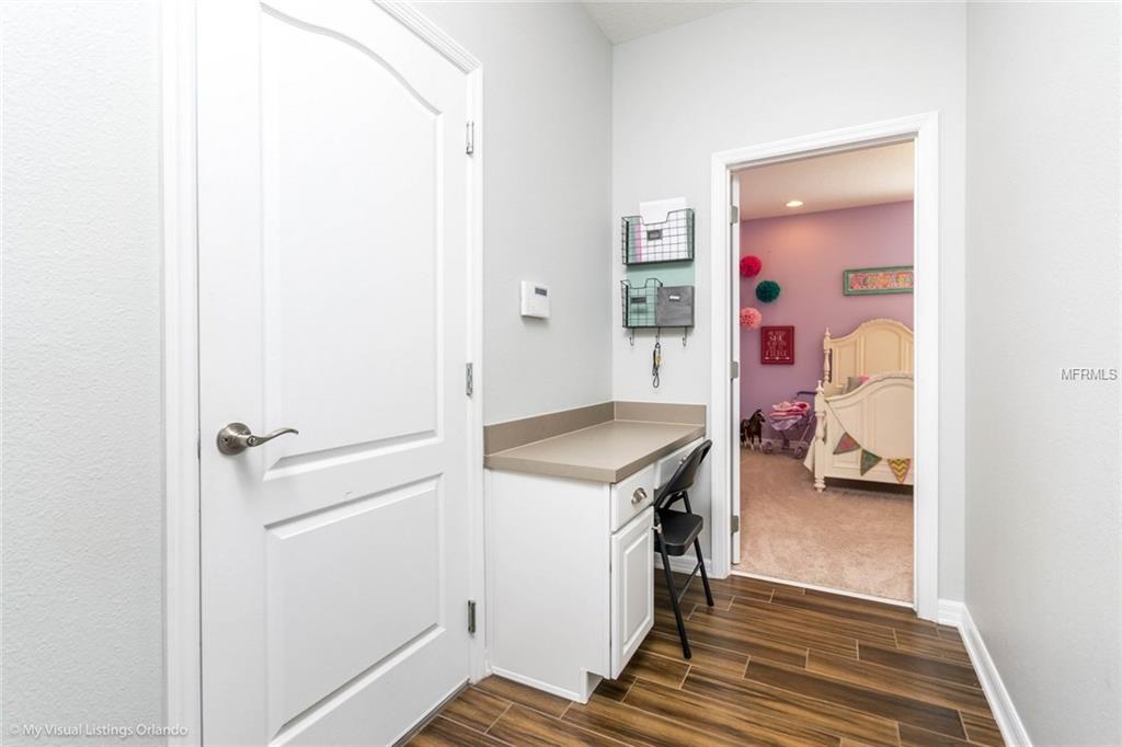 627 STONE OAK DRIVE, SANFORD, Florida 32771, 4 Bedrooms Bedrooms, 8 Rooms Rooms,4 BathroomsBathrooms,Residential,For sale,STONE OAK,O5561157