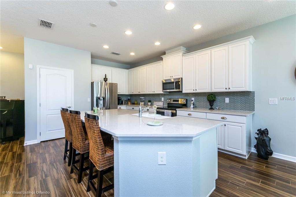 627 STONE OAK DRIVE, SANFORD, Florida 32771, 4 Bedrooms Bedrooms, 8 Rooms Rooms,4 BathroomsBathrooms,Residential,For sale,STONE OAK,O5561157