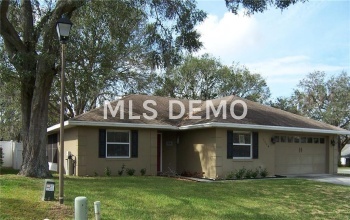 2158 TUDOR LANE, LAKELAND, Florida 33810, 2 Bedrooms Bedrooms, 5 Rooms Rooms,2 BathroomsBathrooms,Residential,For sale,TUDOR,L4725539