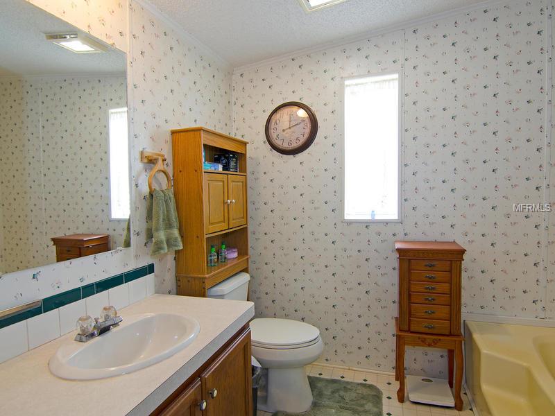 20151 POWERLINE ROAD, DADE CITY, Florida 33523, 3 Bedrooms Bedrooms, 4 Rooms Rooms,2 BathroomsBathrooms,Residential,For sale,POWERLINE,A4102458