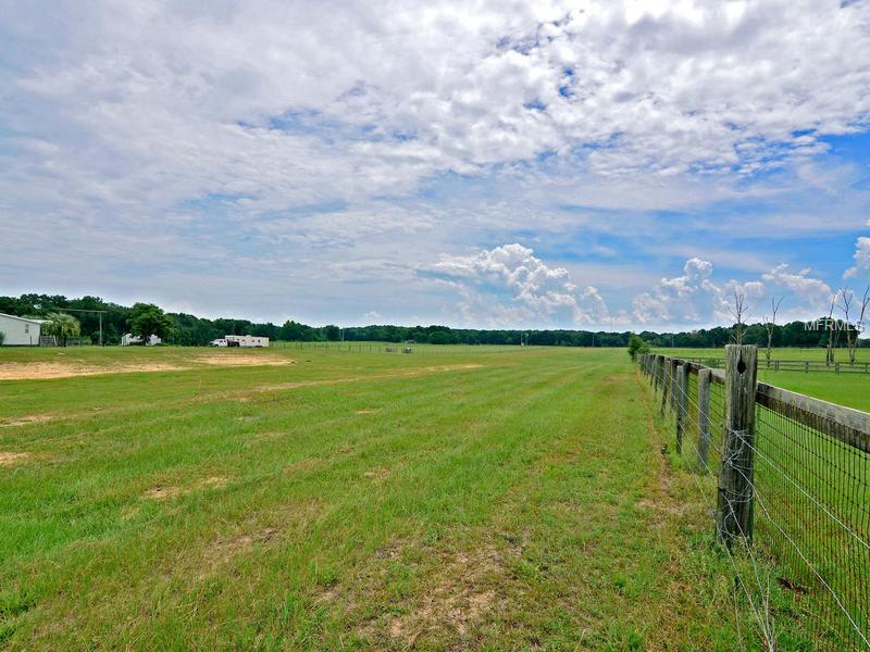 20151 POWERLINE ROAD, DADE CITY, Florida 33523, 3 Bedrooms Bedrooms, 4 Rooms Rooms,2 BathroomsBathrooms,Residential,For sale,POWERLINE,A4102458