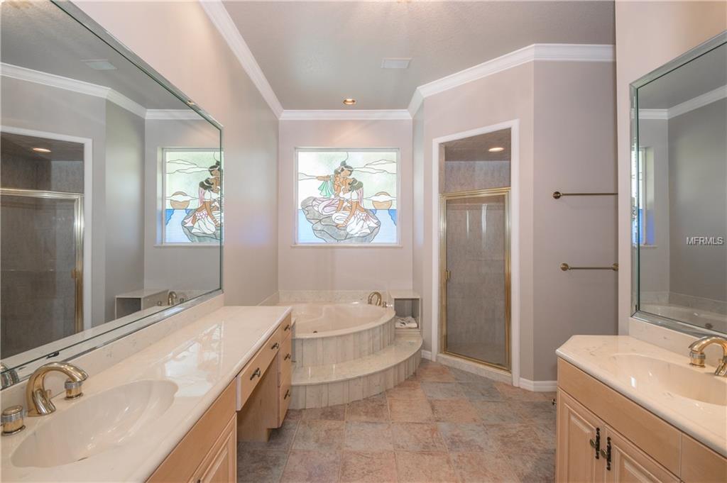 132 WYNDHAM DRIVE, WINTER HAVEN, Florida 33884, 5 Bedrooms Bedrooms, 13 Rooms Rooms,5 BathroomsBathrooms,Residential,For sale,WYNDHAM,P4716841