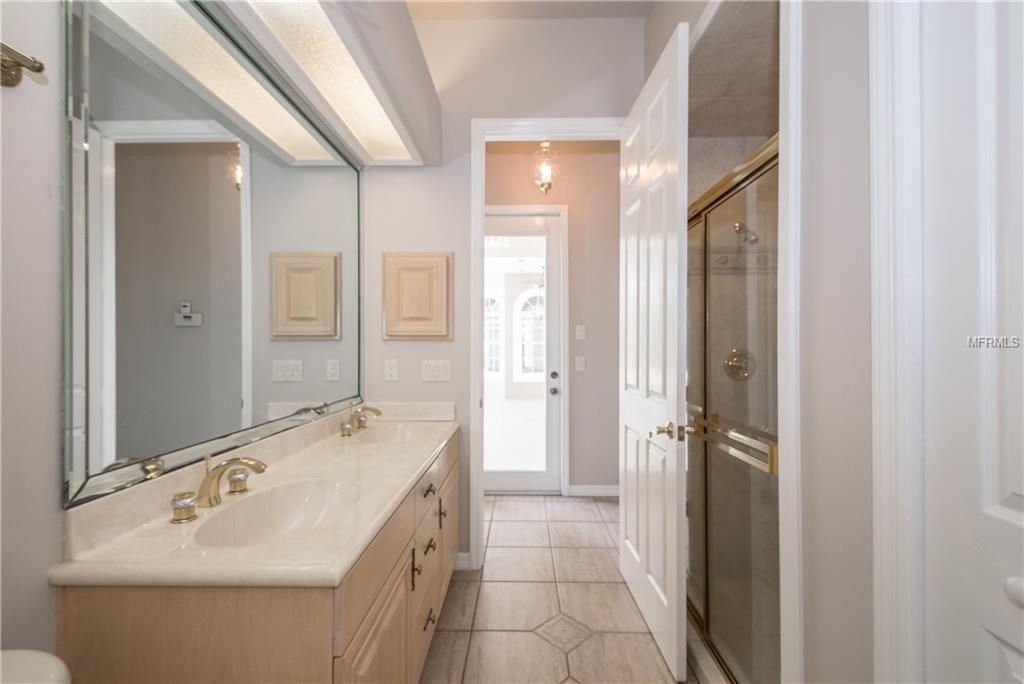 132 WYNDHAM DRIVE, WINTER HAVEN, Florida 33884, 5 Bedrooms Bedrooms, 13 Rooms Rooms,5 BathroomsBathrooms,Residential,For sale,WYNDHAM,P4716841