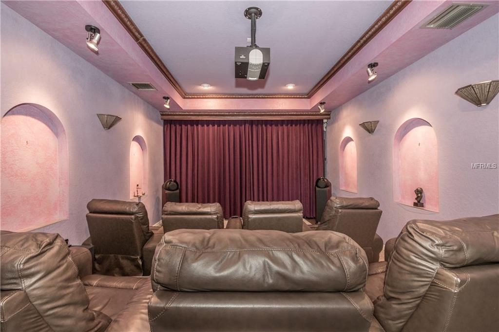 132 WYNDHAM DRIVE, WINTER HAVEN, Florida 33884, 5 Bedrooms Bedrooms, 13 Rooms Rooms,5 BathroomsBathrooms,Residential,For sale,WYNDHAM,P4716841