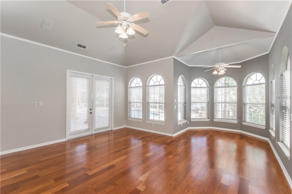 132 WYNDHAM DRIVE, WINTER HAVEN, Florida 33884, 5 Bedrooms Bedrooms, 13 Rooms Rooms,5 BathroomsBathrooms,Residential,For sale,WYNDHAM,P4716841