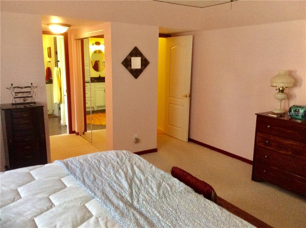 1530 FUNDY ROAD, VENICE, Florida 34293, 3 Bedrooms Bedrooms, 5 Rooms Rooms,2 BathroomsBathrooms,Residential,For sale,FUNDY,N5914319