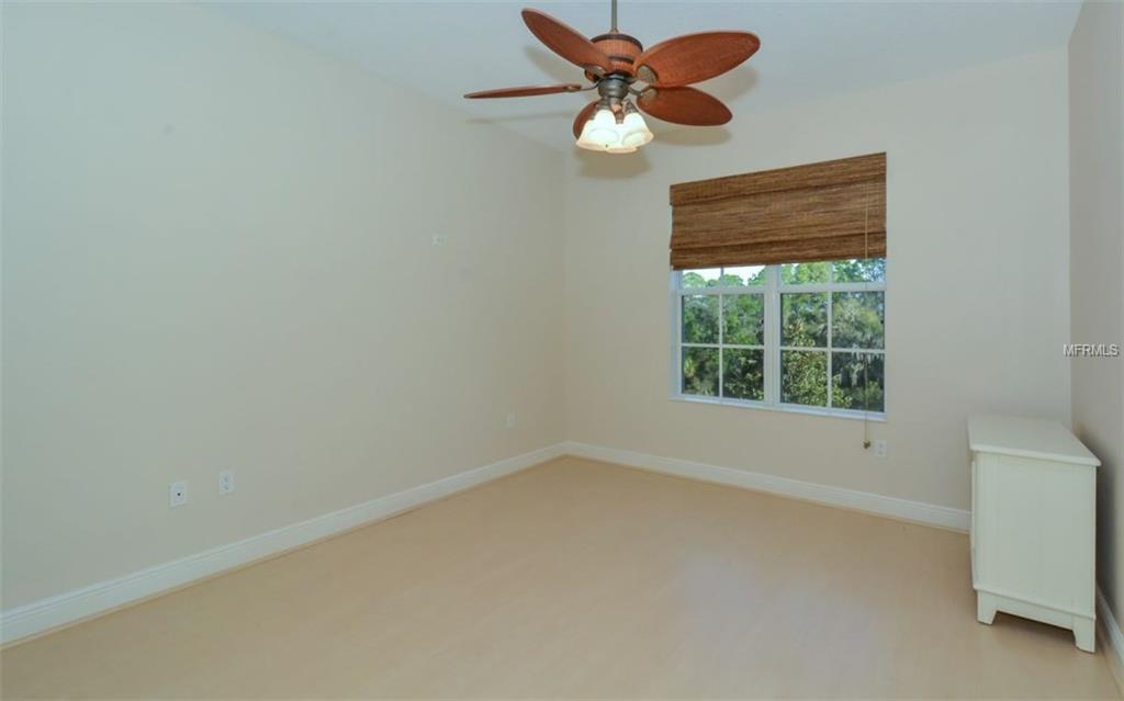 6438 WATERCREST WAY, LAKEWOOD RANCH, Florida 34202, 3 Bedrooms Bedrooms, 6 Rooms Rooms,3 BathroomsBathrooms,Residential,For sale,WATERCREST,A4198746