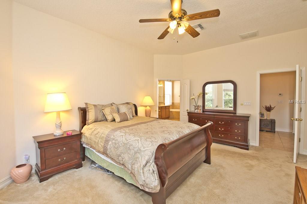 125 IVYDALE MANOR DRIVE, DELAND, Florida 32724, 4 Bedrooms Bedrooms, 8 Rooms Rooms,3 BathroomsBathrooms,Residential,For sale,IVYDALE MANOR,V4722340