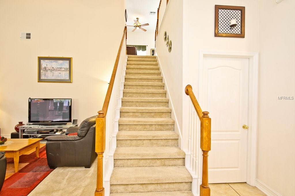 125 IVYDALE MANOR DRIVE, DELAND, Florida 32724, 4 Bedrooms Bedrooms, 8 Rooms Rooms,3 BathroomsBathrooms,Residential,For sale,IVYDALE MANOR,V4722340