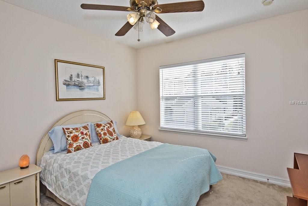 125 IVYDALE MANOR DRIVE, DELAND, Florida 32724, 4 Bedrooms Bedrooms, 8 Rooms Rooms,3 BathroomsBathrooms,Residential,For sale,IVYDALE MANOR,V4722340