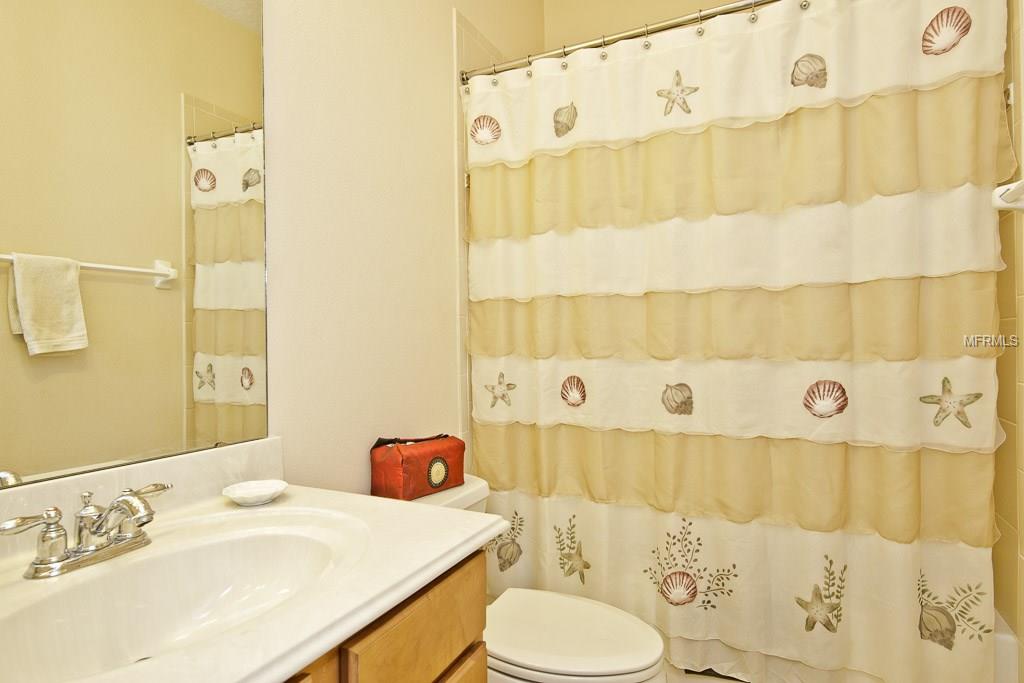 125 IVYDALE MANOR DRIVE, DELAND, Florida 32724, 4 Bedrooms Bedrooms, 8 Rooms Rooms,3 BathroomsBathrooms,Residential,For sale,IVYDALE MANOR,V4722340