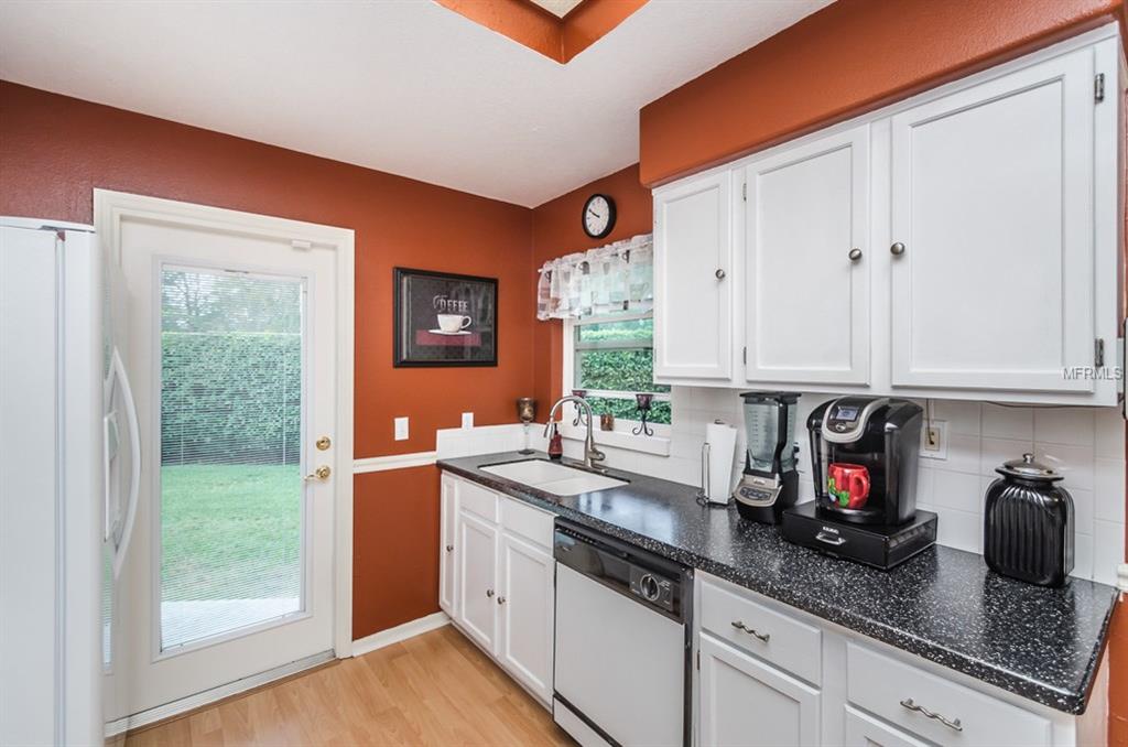 7041 SILVERWOOD DRIVE, NEW PORT RICHEY, Florida 34654, 3 Bedrooms Bedrooms, 3 Rooms Rooms,2 BathroomsBathrooms,Residential,For sale,SILVERWOOD,U7843945