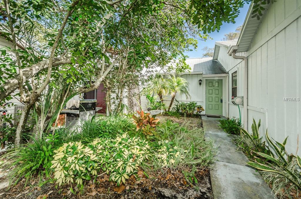 157 DARBY COURT, DUNEDIN, Florida 34698, 2 Bedrooms Bedrooms, 3 Rooms Rooms,2 BathroomsBathrooms,Residential,For sale,DARBY,U7846952