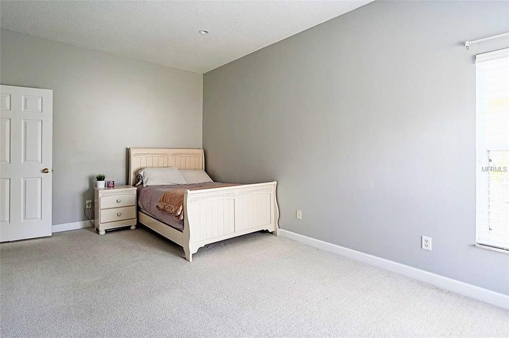 1043 SHIMMERING SAND DRIVE, OCOEE, Florida 34761, 3 Bedrooms Bedrooms, 6 Rooms Rooms,2 BathroomsBathrooms,Residential,For sale,SHIMMERING SAND,O5561598