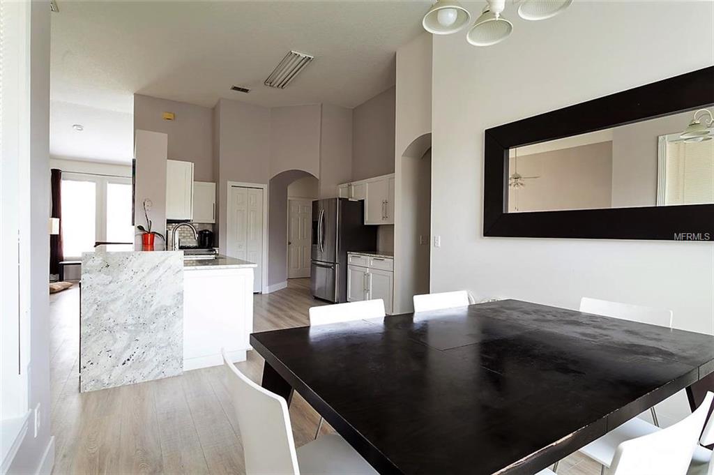 1043 SHIMMERING SAND DRIVE, OCOEE, Florida 34761, 3 Bedrooms Bedrooms, 6 Rooms Rooms,2 BathroomsBathrooms,Residential,For sale,SHIMMERING SAND,O5561598