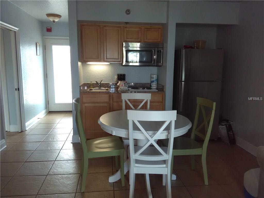 1420 BAYSHORE BOULEVARD, DUNEDIN, Florida 34698, 1 Bedroom Bedrooms, 3 Rooms Rooms,1 BathroomBathrooms,Residential,For sale,BAYSHORE,U7847601