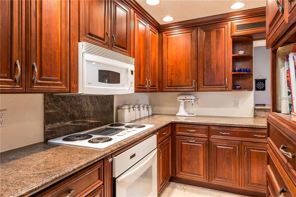 7926 HARWOOD ROAD, LARGO, Florida 33777, 5 Bedrooms Bedrooms, 3 Rooms Rooms,2 BathroomsBathrooms,Residential,For sale,HARWOOD,U7828984