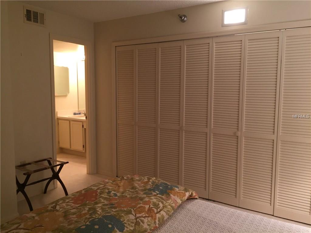 206 QUAYSIDE CIRCLE, MAITLAND, Florida 32751, 2 Bedrooms Bedrooms, 5 Rooms Rooms,2 BathroomsBathrooms,Residential,For sale,QUAYSIDE,O5541433