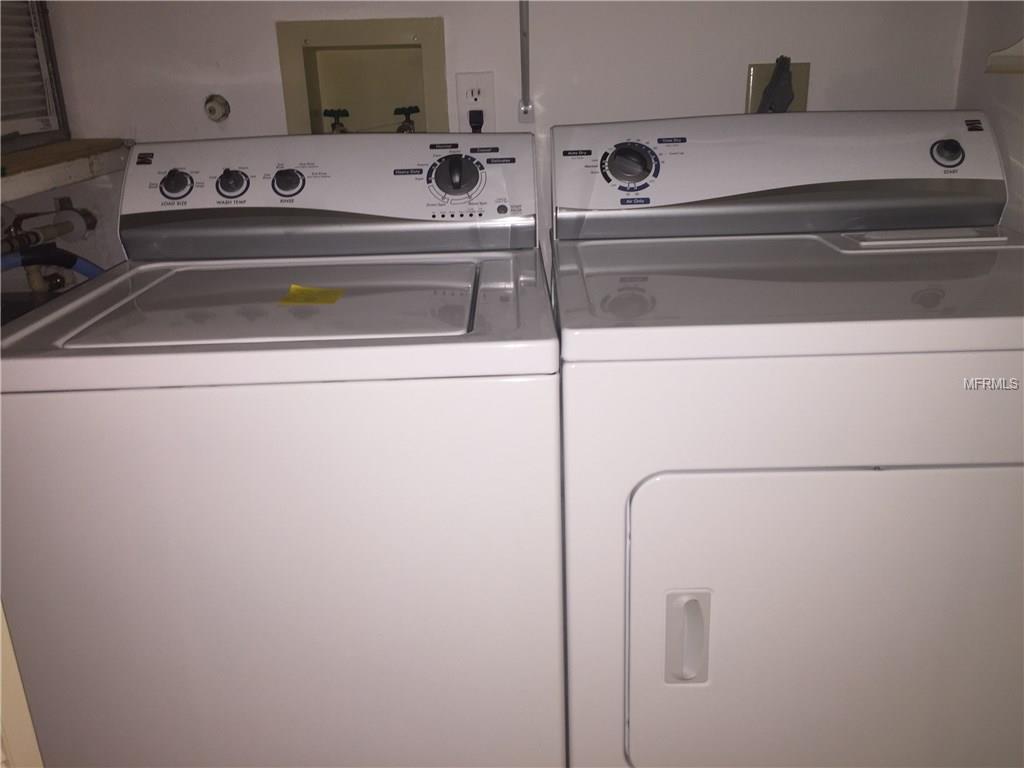 206 QUAYSIDE CIRCLE, MAITLAND, Florida 32751, 2 Bedrooms Bedrooms, 5 Rooms Rooms,2 BathroomsBathrooms,Residential,For sale,QUAYSIDE,O5541433