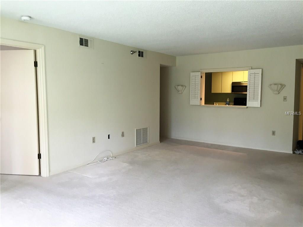 206 QUAYSIDE CIRCLE, MAITLAND, Florida 32751, 2 Bedrooms Bedrooms, 5 Rooms Rooms,2 BathroomsBathrooms,Residential,For sale,QUAYSIDE,O5541433