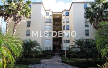 206 QUAYSIDE CIRCLE, MAITLAND, Florida 32751, 2 Bedrooms Bedrooms, 5 Rooms Rooms,2 BathroomsBathrooms,Residential,For sale,QUAYSIDE,O5541433