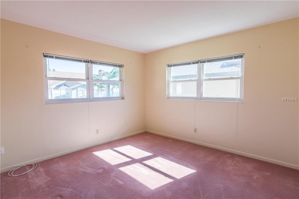 6595 EVERGREEN AVENUE, SEMINOLE, Florida 33772, 2 Bedrooms Bedrooms, 6 Rooms Rooms,2 BathroomsBathrooms,Residential,For sale,EVERGREEN,U7839118