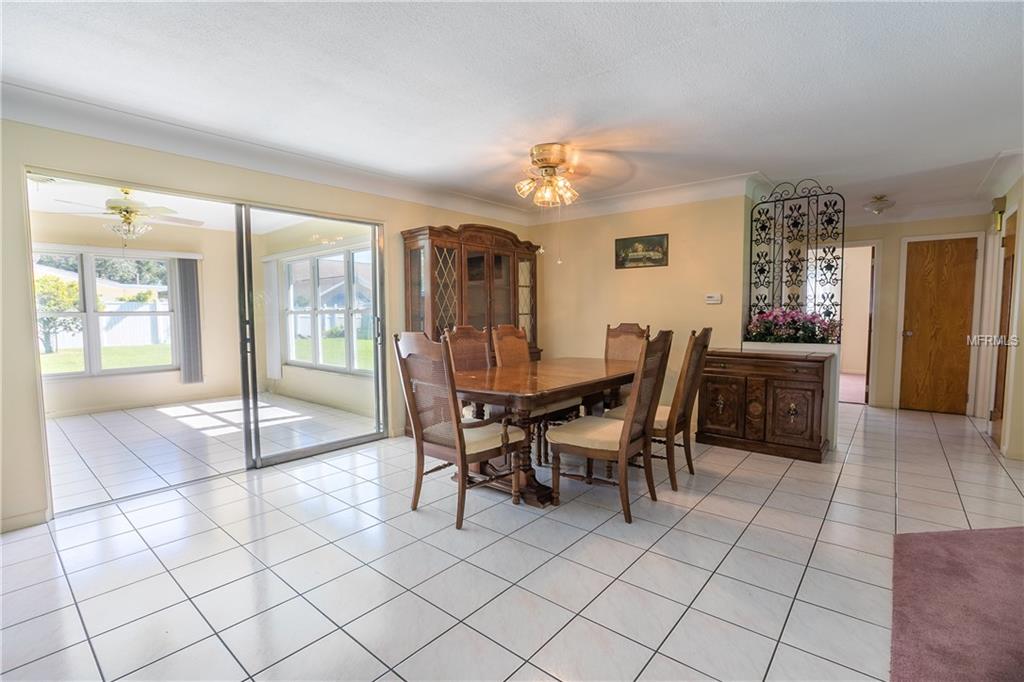6595 EVERGREEN AVENUE, SEMINOLE, Florida 33772, 2 Bedrooms Bedrooms, 6 Rooms Rooms,2 BathroomsBathrooms,Residential,For sale,EVERGREEN,U7839118