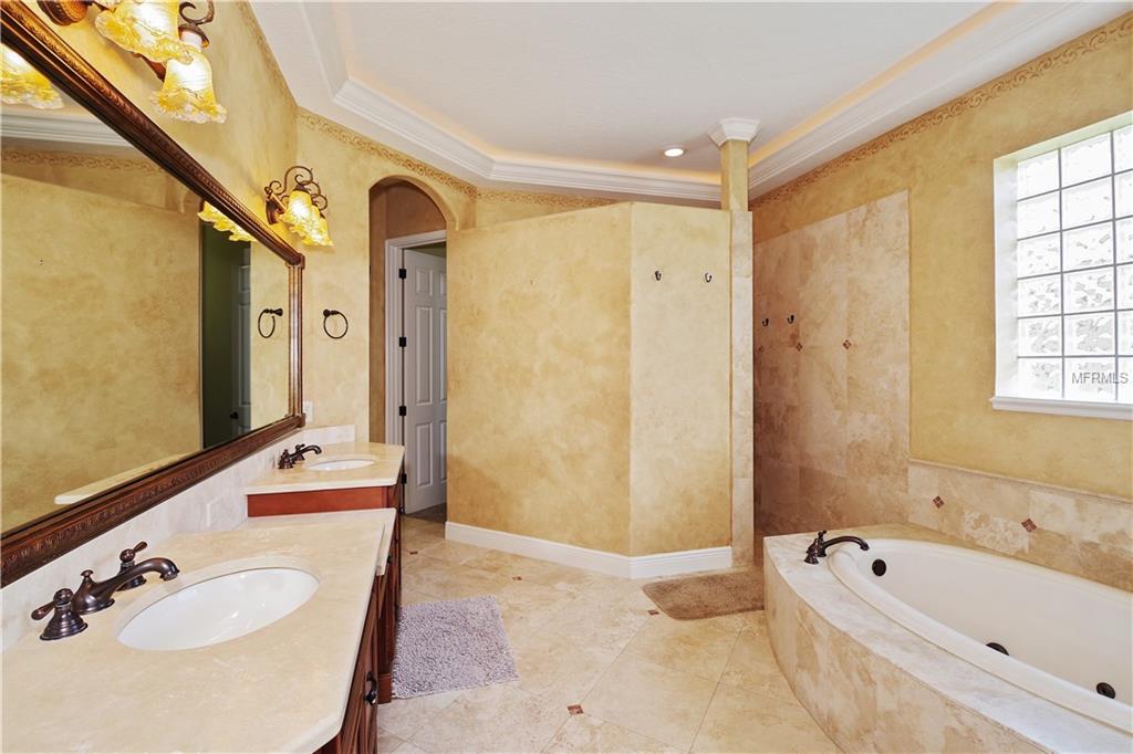 7451 POINTE VENEZIA DRIVE, ORLANDO, Florida 32836, 4 Bedrooms Bedrooms, 10 Rooms Rooms,3 BathroomsBathrooms,Residential,For sale,POINTE VENEZIA,O5551811