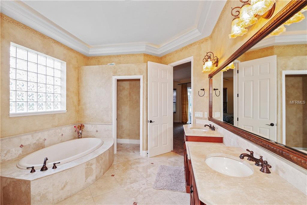 7451 POINTE VENEZIA DRIVE, ORLANDO, Florida 32836, 4 Bedrooms Bedrooms, 10 Rooms Rooms,3 BathroomsBathrooms,Residential,For sale,POINTE VENEZIA,O5551811