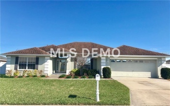 1570 DOVES VIEW CIRCLE, AUBURNDALE, Florida 33823, 4 Bedrooms Bedrooms, 8 Rooms Rooms,2 BathroomsBathrooms,Residential,For sale,DOVES VIEW,P4718874
