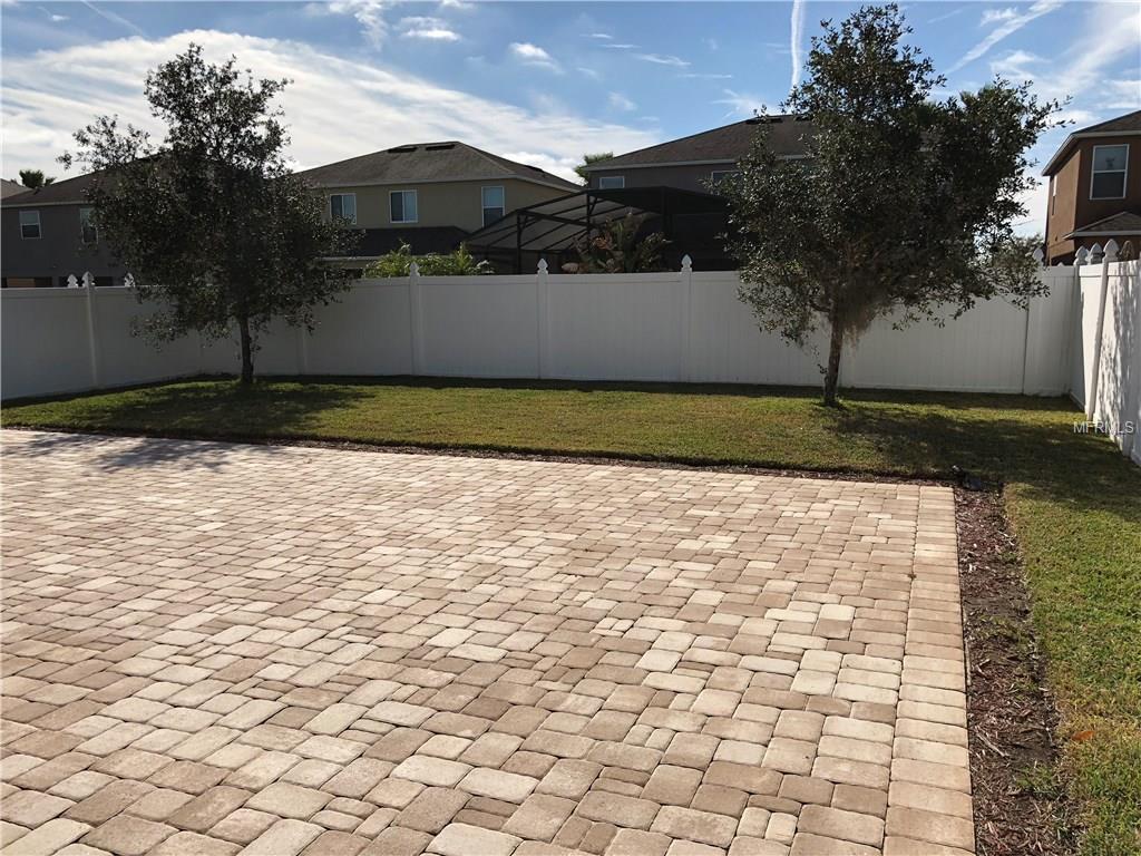 12016 DEER PATH WAY, ORLANDO, Florida 32832, 5 Bedrooms Bedrooms, 7 Rooms Rooms,3 BathroomsBathrooms,Residential,For sale,DEER PATH,O5560079