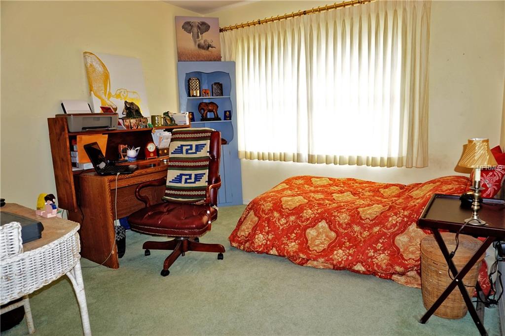 6008 FAIRWAY DRIVE, RIDGE MANOR, Florida 33523, 3 Bedrooms Bedrooms, 8 Rooms Rooms,2 BathroomsBathrooms,Residential,For sale,FAIRWAY,T2928566