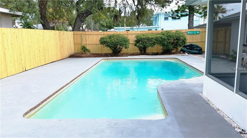 4820 WELCH CAUSEWAY, ST PETERSBURG, Florida 33708, 4 Bedrooms Bedrooms, 8 Rooms Rooms,4 BathroomsBathrooms,Residential,For sale,WELCH,U7829004