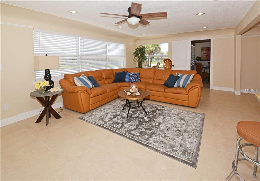 4820 WELCH CAUSEWAY, ST PETERSBURG, Florida 33708, 4 Bedrooms Bedrooms, 8 Rooms Rooms,4 BathroomsBathrooms,Residential,For sale,WELCH,U7829004