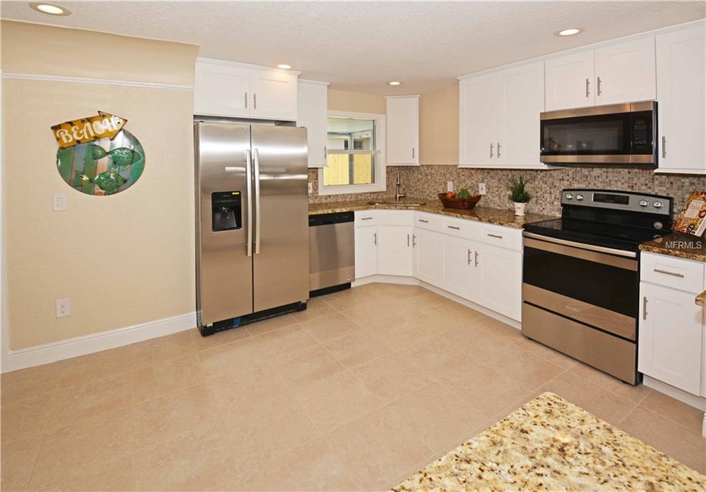 4820 WELCH CAUSEWAY, ST PETERSBURG, Florida 33708, 4 Bedrooms Bedrooms, 8 Rooms Rooms,4 BathroomsBathrooms,Residential,For sale,WELCH,U7829004