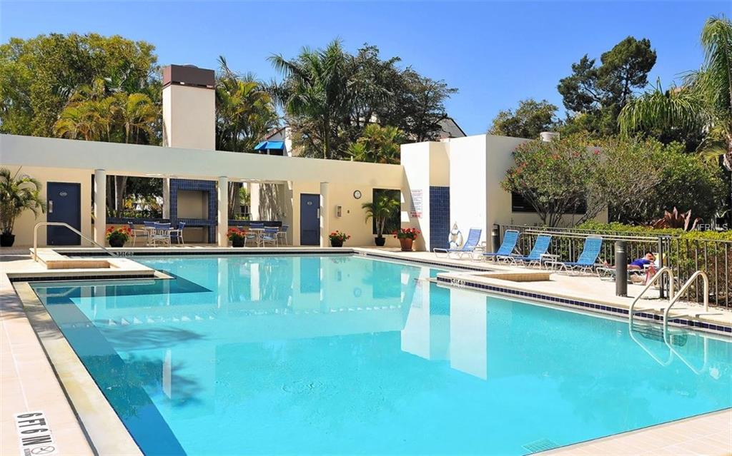 1930 HARBOURSIDE DRIVE, LONGBOAT KEY, Florida 34228, 2 Bedrooms Bedrooms, 4 Rooms Rooms,2 BathroomsBathrooms,Residential,For sale,HARBOURSIDE,A4196719